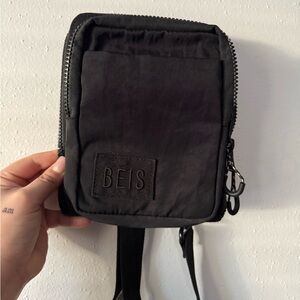 Beis Sport Sling in Black
